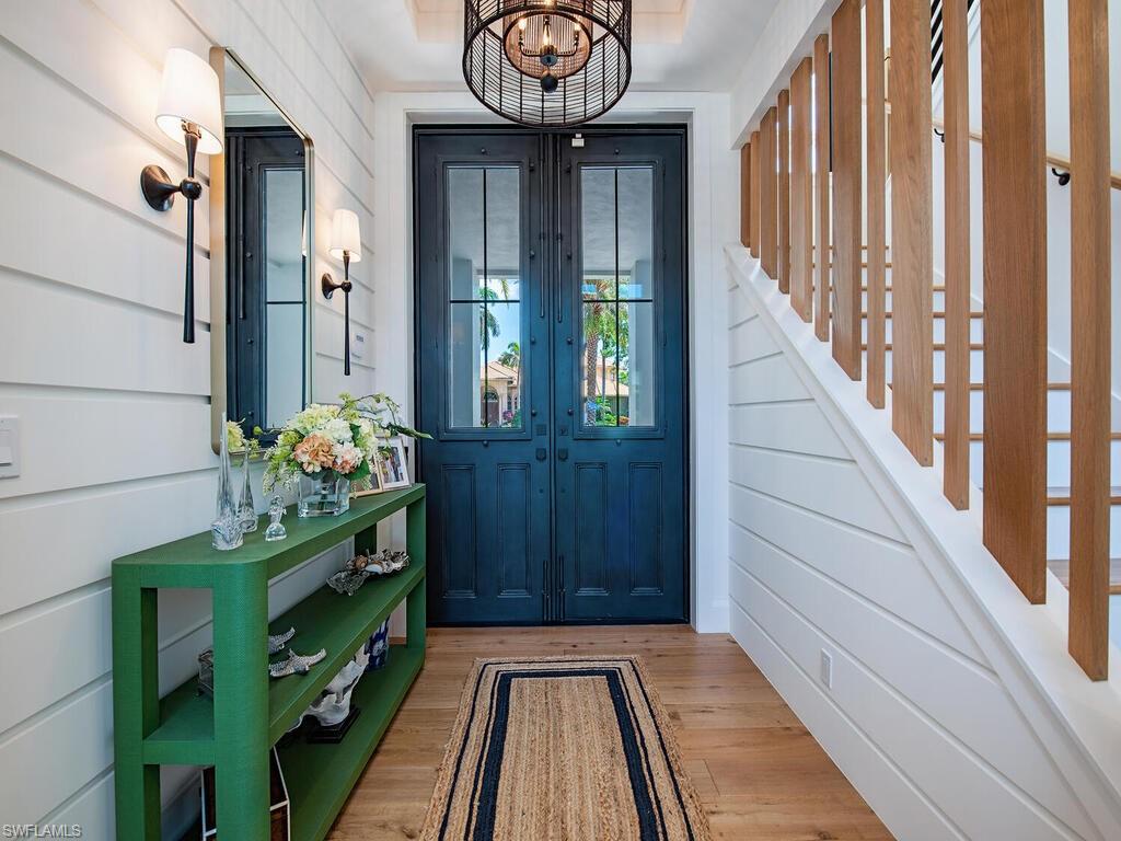 MOORINGS - Residential