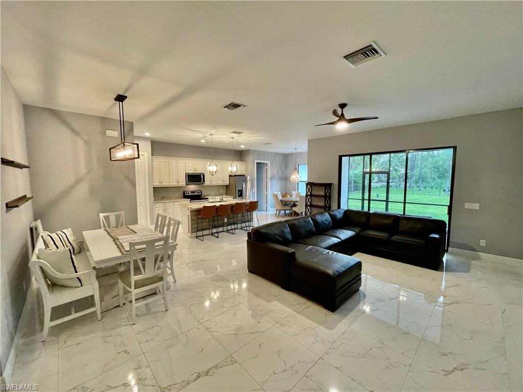 LOGAN WOODS - Residential