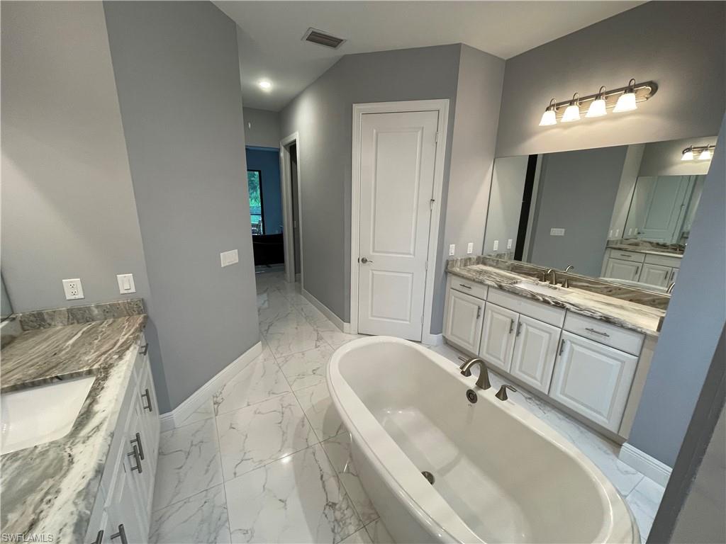 LOGAN WOODS - Residential