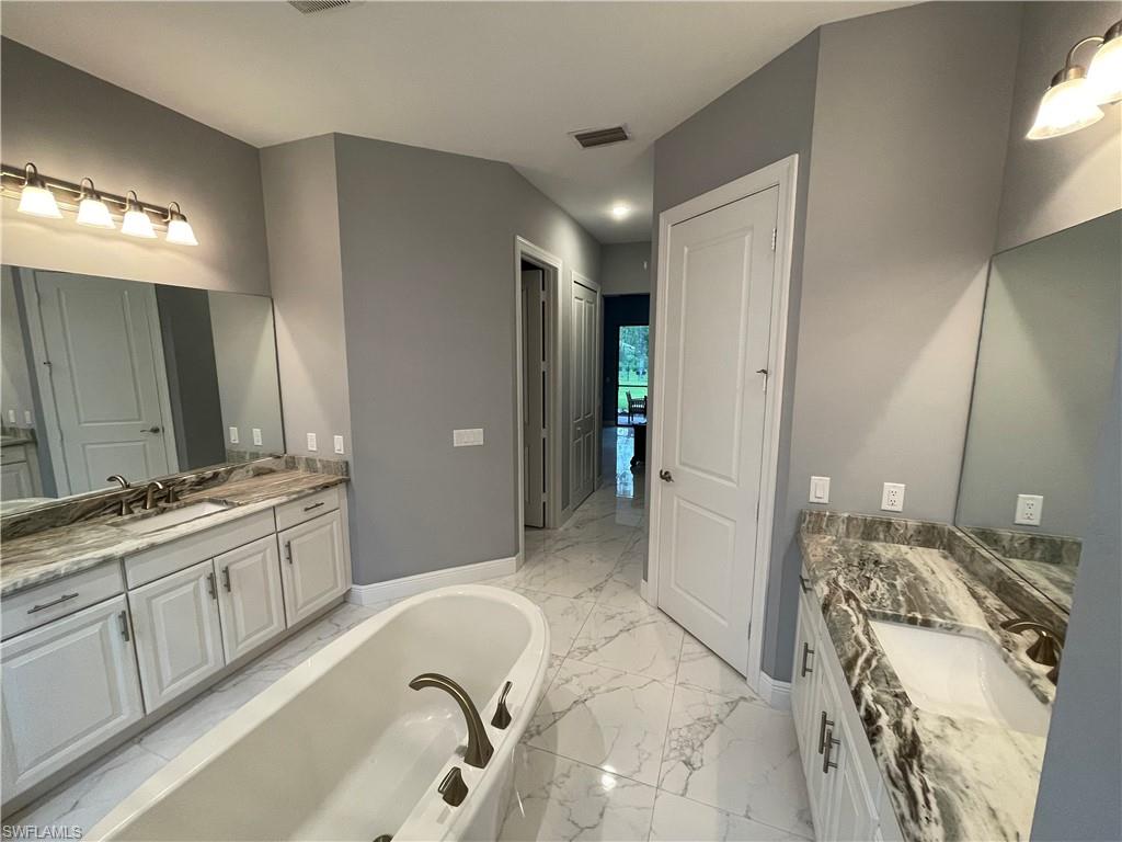 LOGAN WOODS - Residential