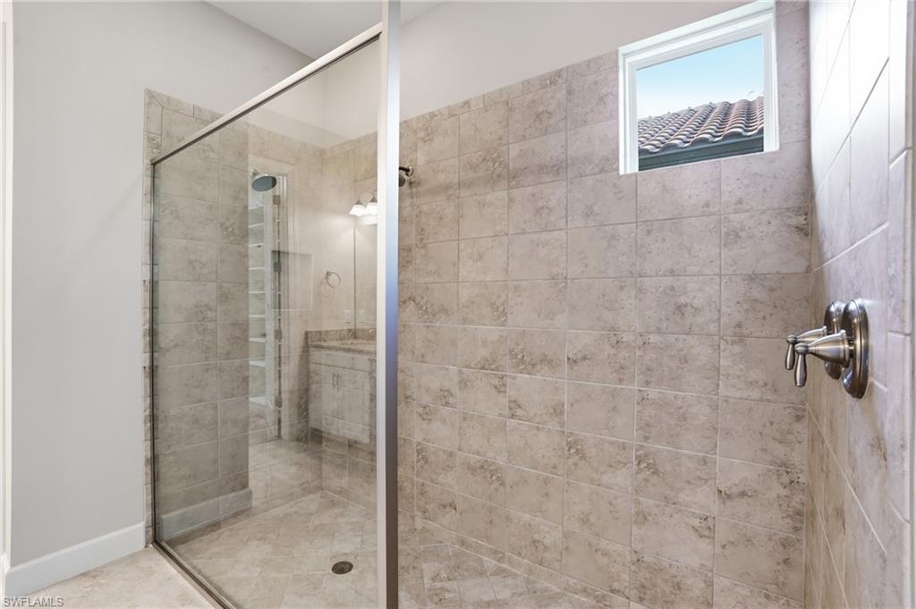 PEBBLE POINTE - Residential