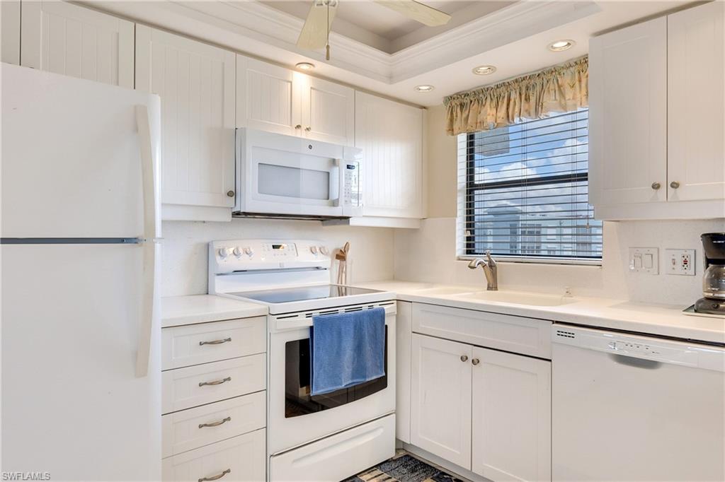 ESTERO COVE CONDO - Residential