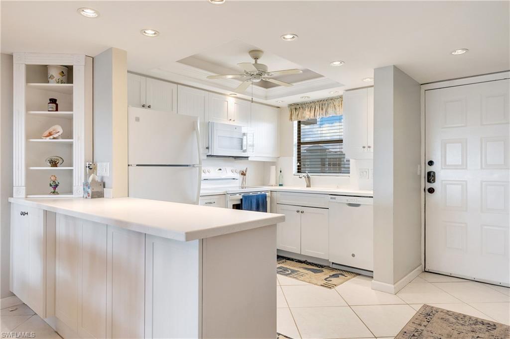 ESTERO COVE CONDO - Residential