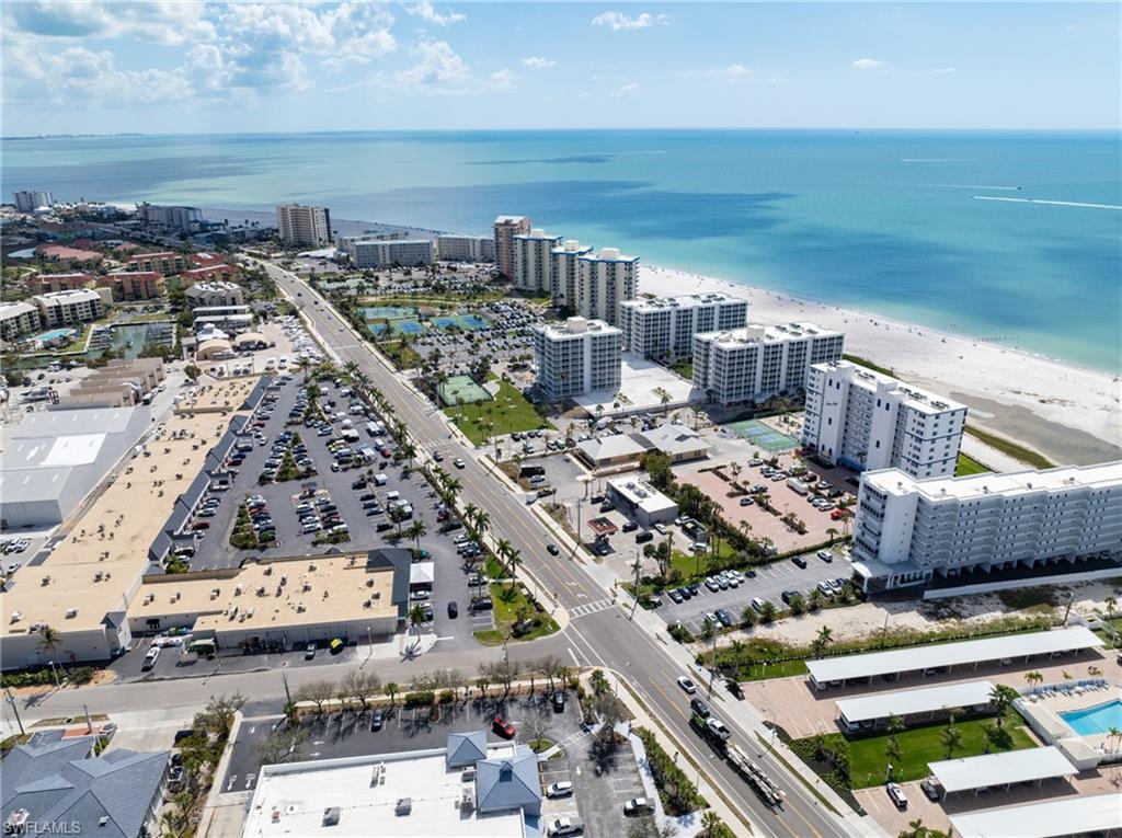 ESTERO COVE CONDO - Residential