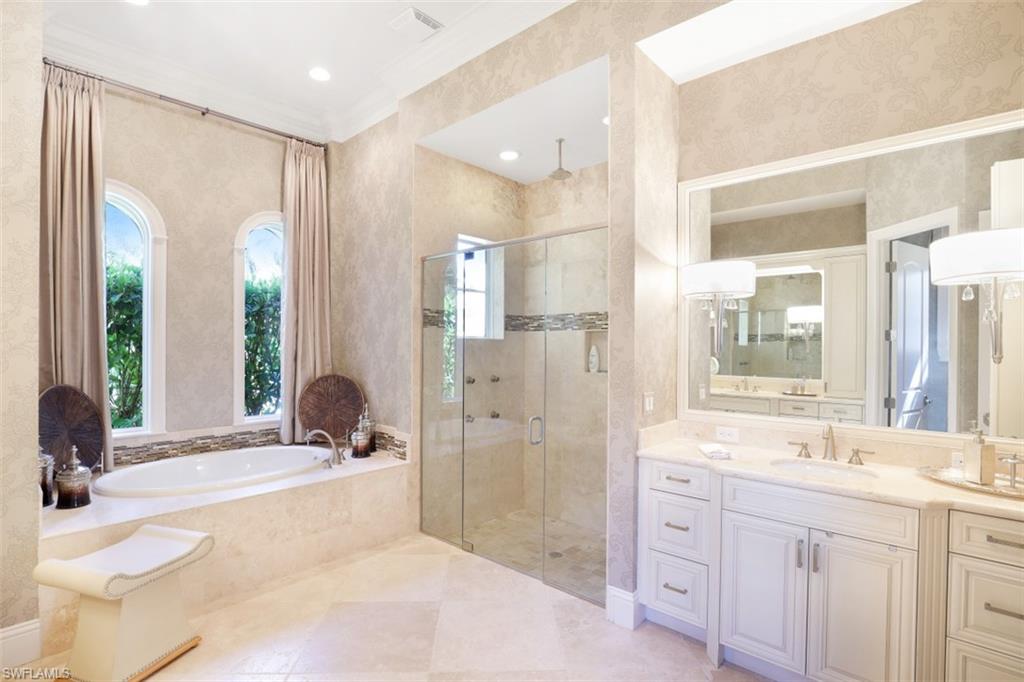 ISLA DEL SOL - Residential