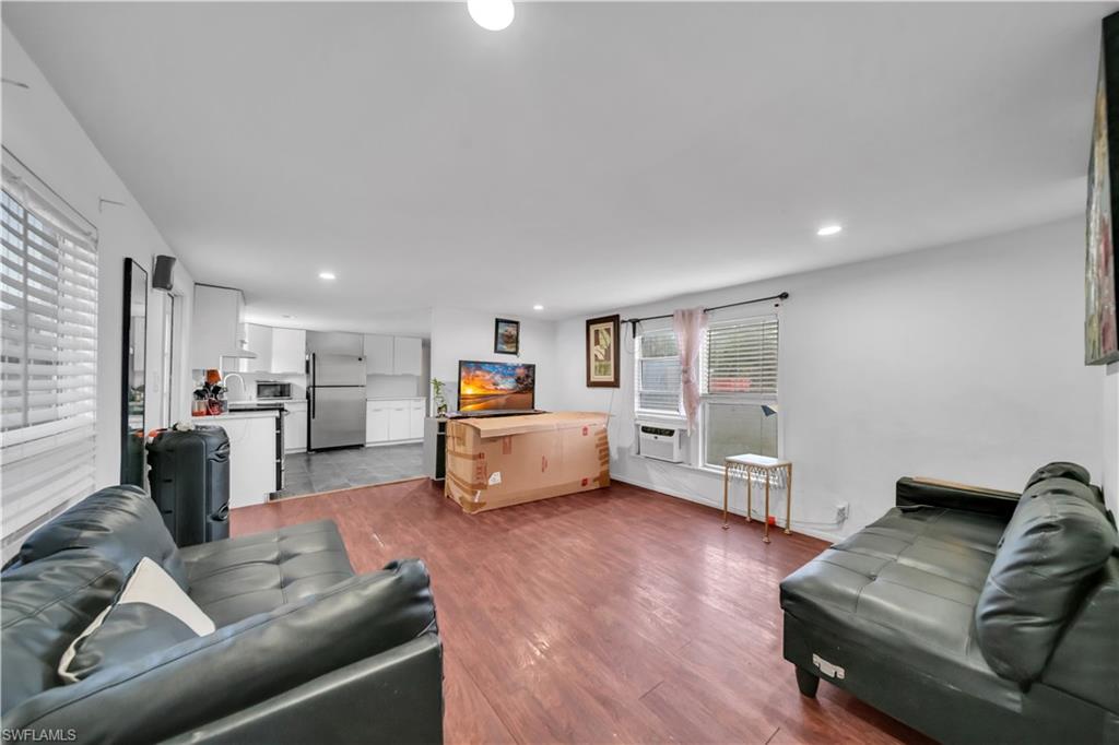 SUNCOAST ESTATES UNREC - Residential