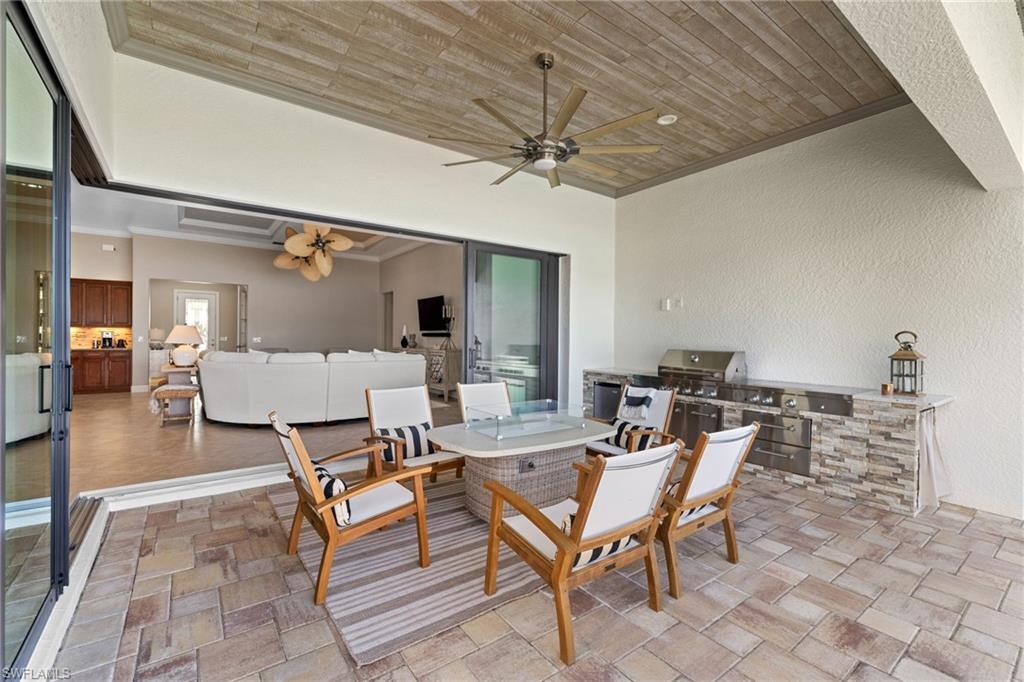 CORKSCREW SHORES - Residential