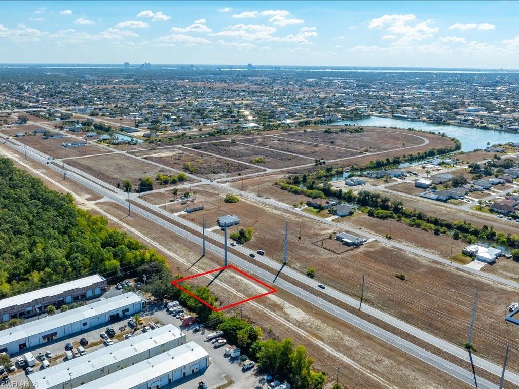 CAPE CORAL - Land