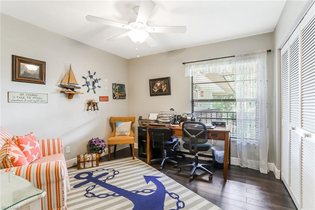 COURTYARD AT KINGS LAKE - Residential