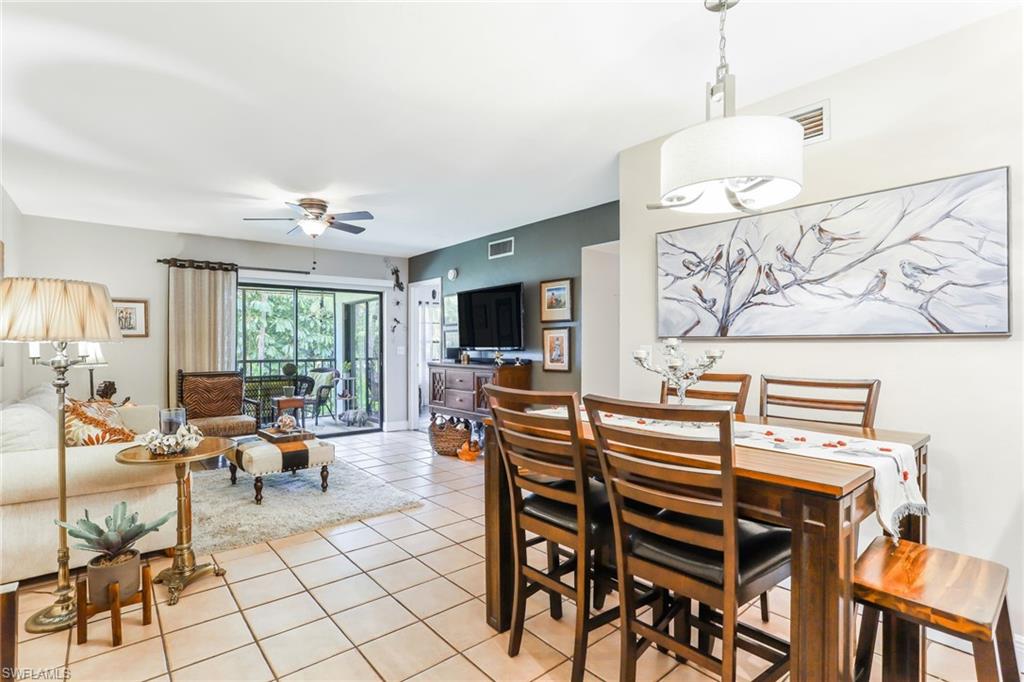 COURTYARD AT KINGS LAKE - Residential