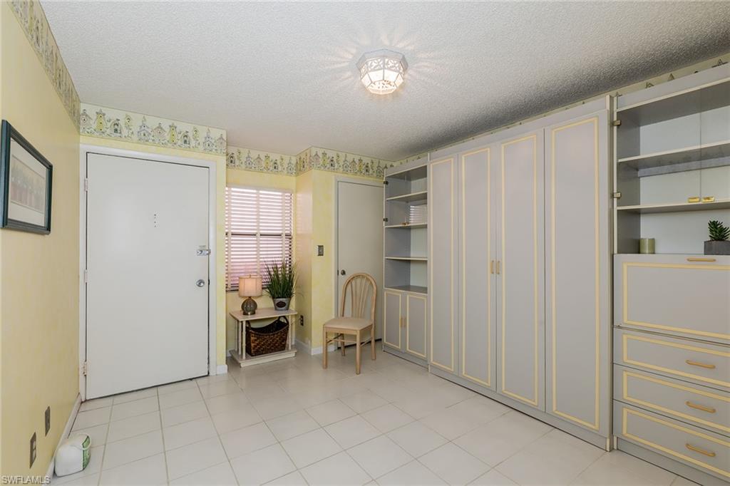 RIVERSIDE CLUB - Residential