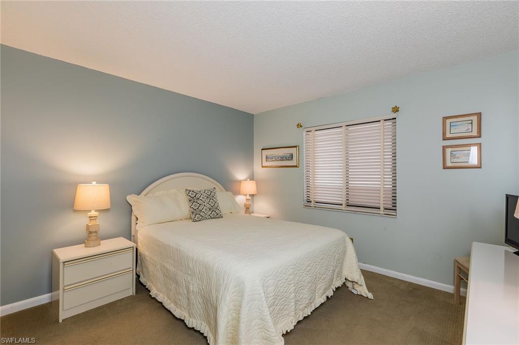 RIVERSIDE CLUB - Residential