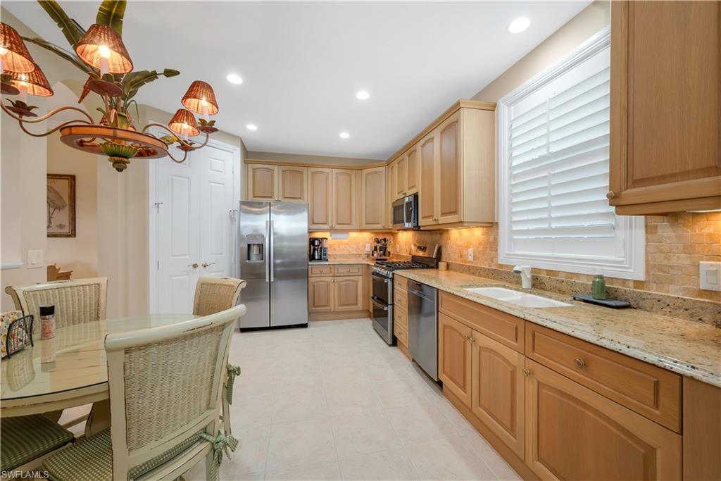 CHERRY OAKS - Residential