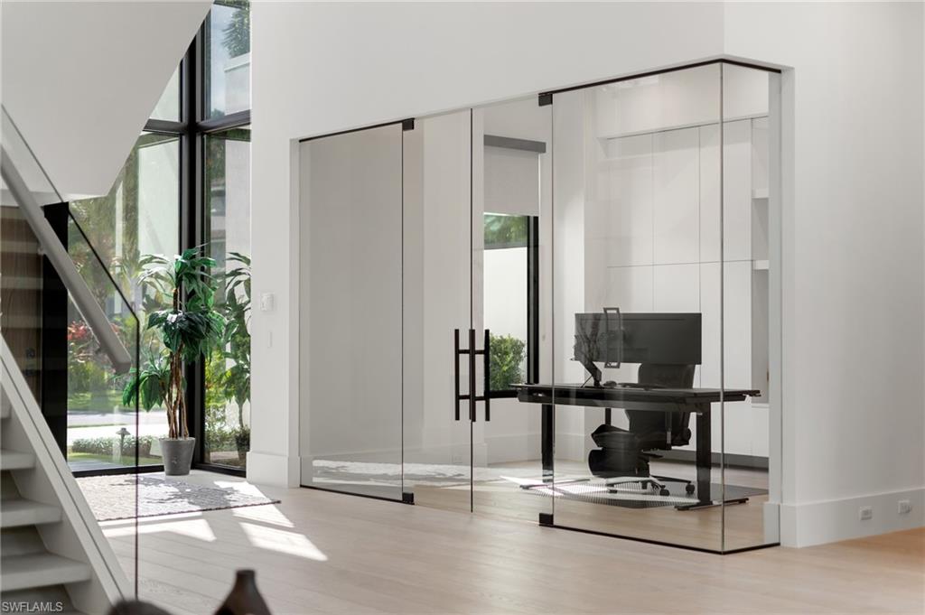 MOORINGS - Residential