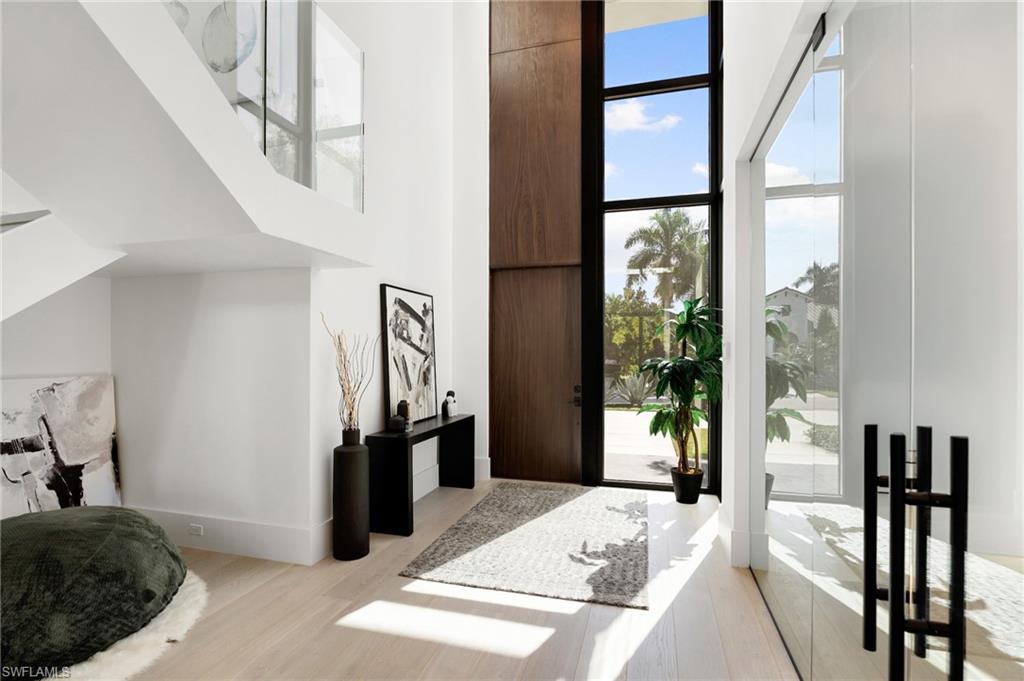 MOORINGS - Residential