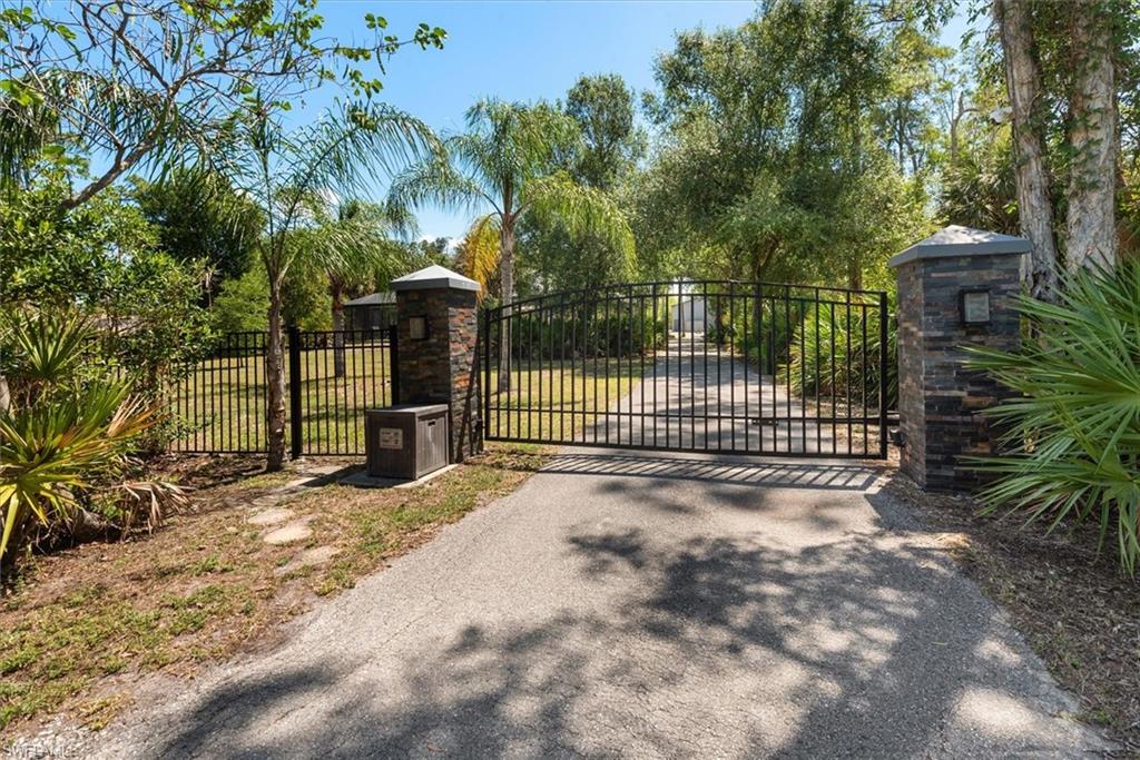 BRIARCLIFF - Residential