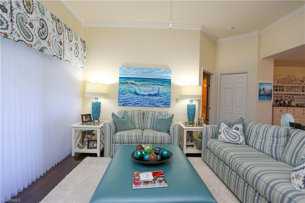 BRISTOL SQUARE - Residential Lease