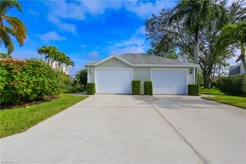 BRISTOL SQUARE - Residential Lease