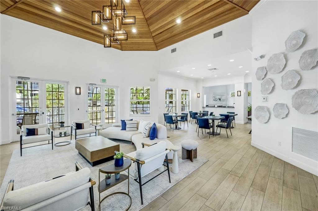 REGATTA - Residential