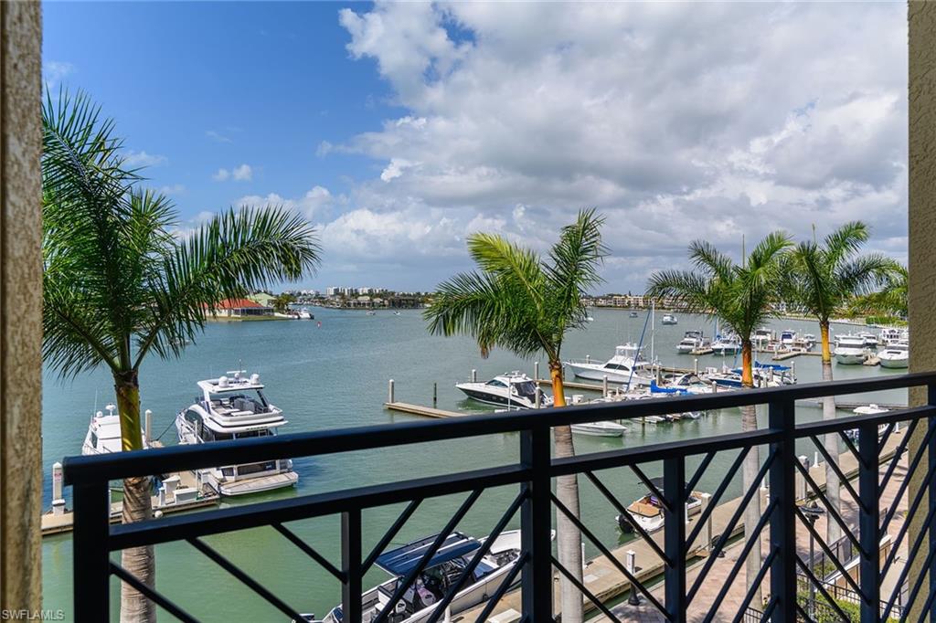 ESPLANADE - Residential