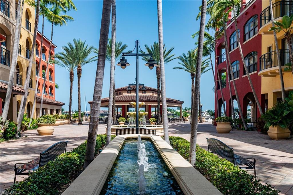 ESPLANADE - Residential