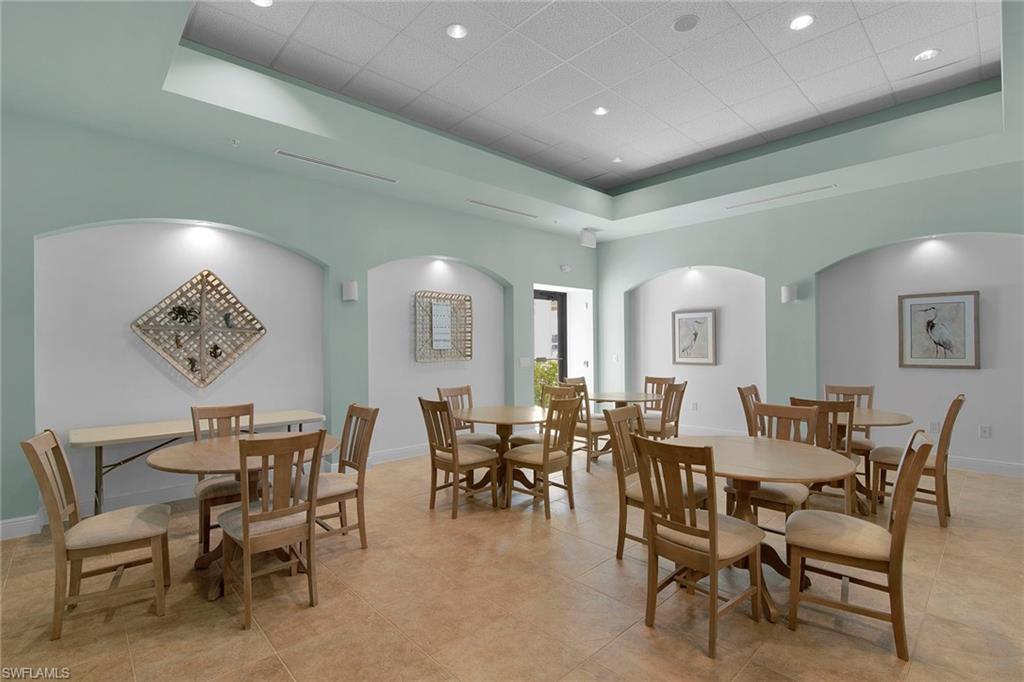 ESPLANADE - Residential