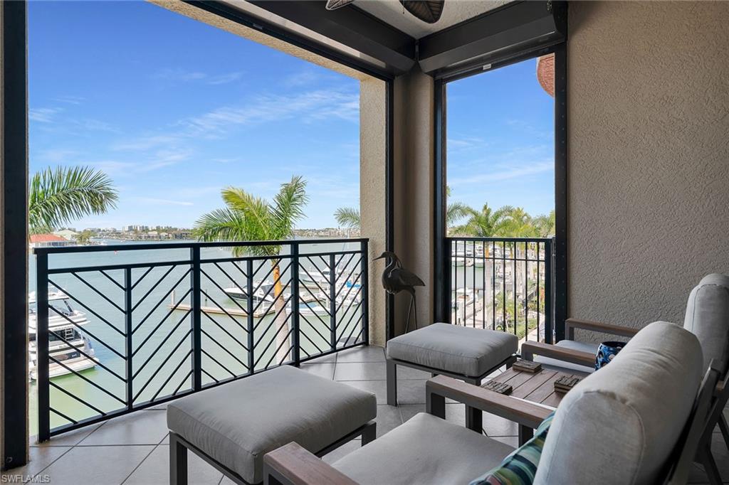 ESPLANADE - Residential