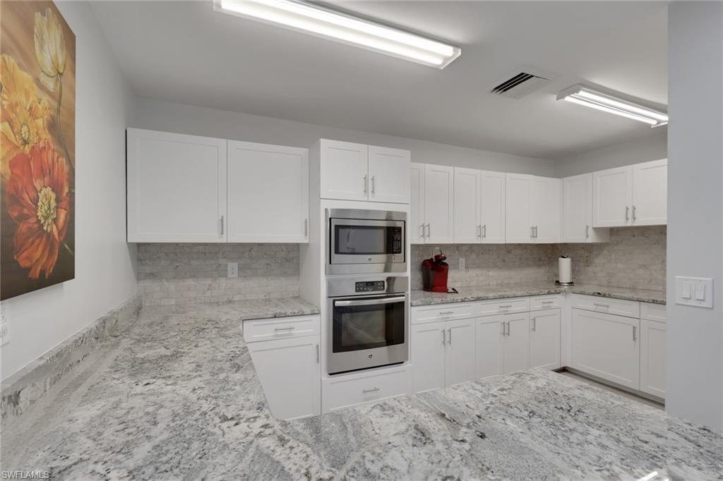 BERKSHIRE LAKES - Residential