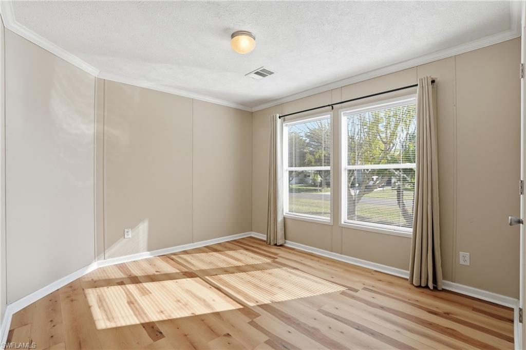 RIVIERA COLONY - Residential