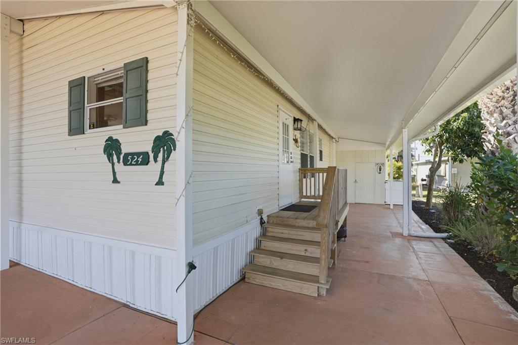 RIVIERA COLONY - Residential