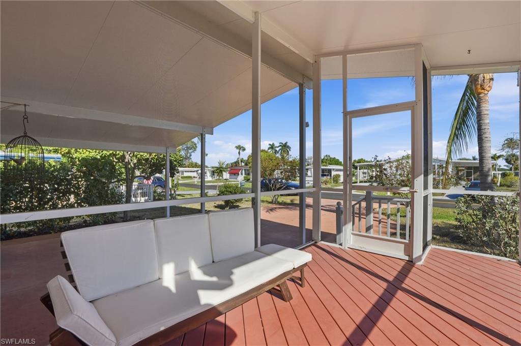 RIVIERA COLONY - Residential