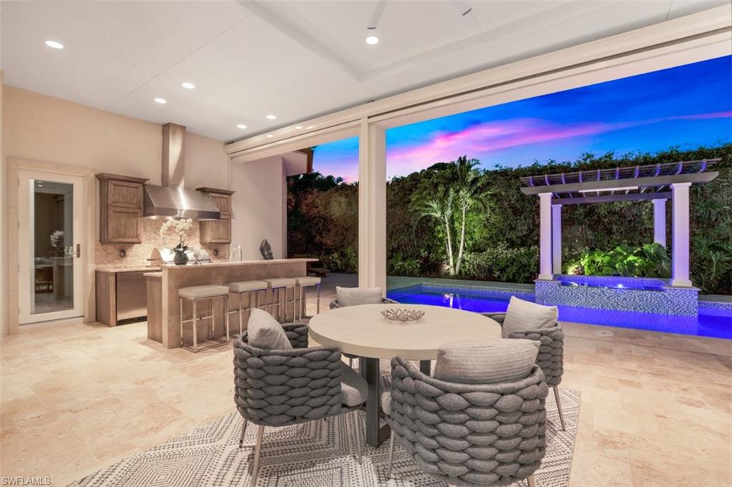 PARK SHORE - Residential