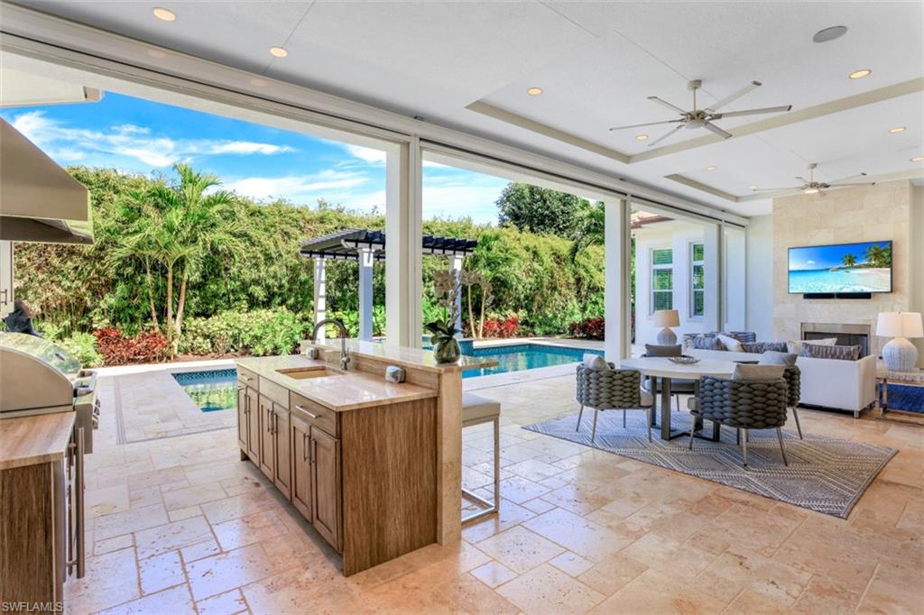 PARK SHORE - Residential