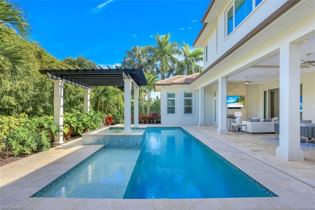 PARK SHORE - Residential