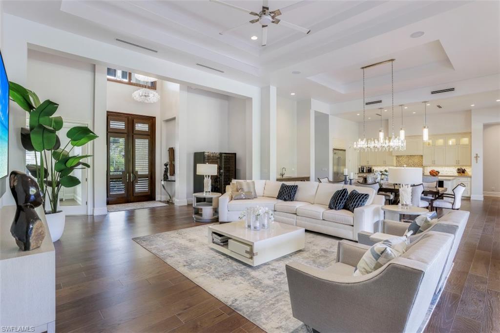 PARK SHORE - Residential