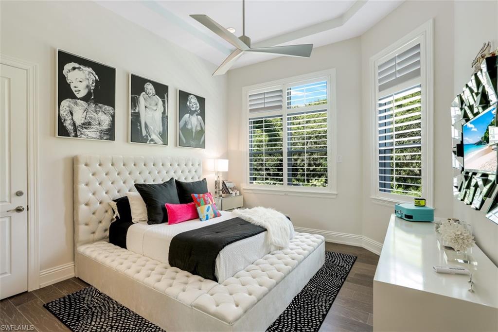 PARK SHORE - Residential