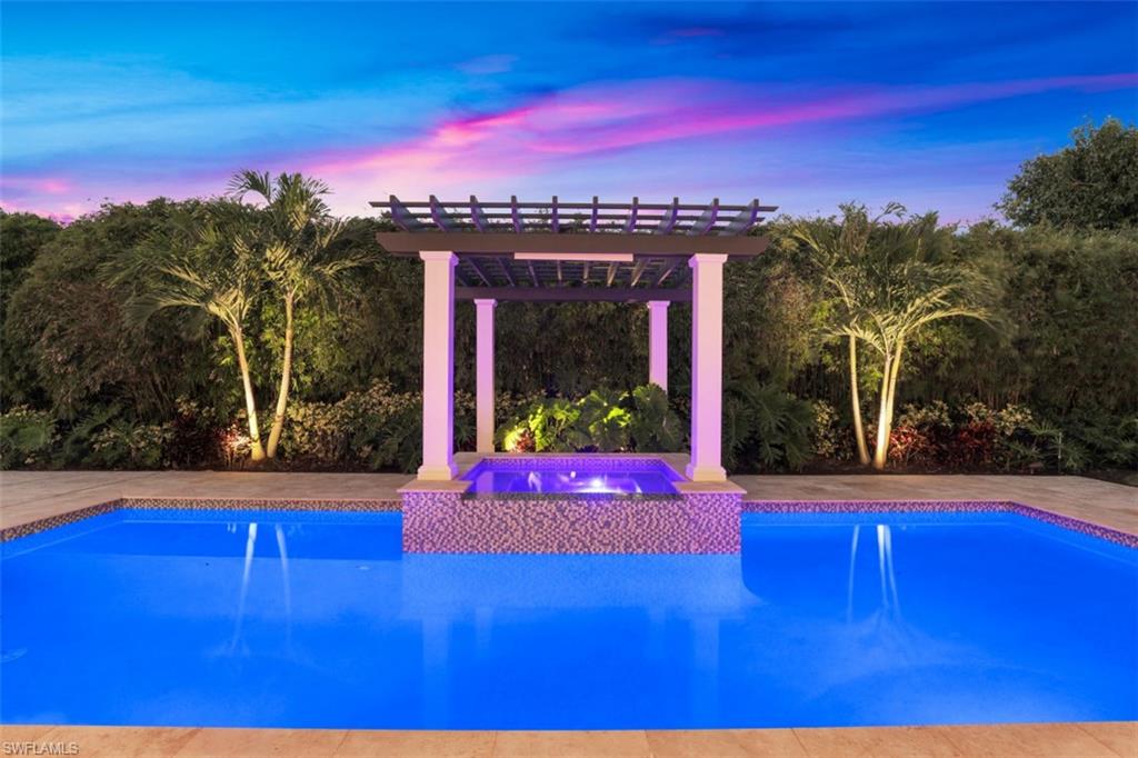 PARK SHORE - Residential