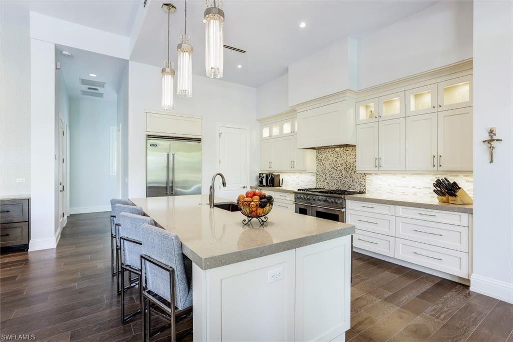 PARK SHORE - Residential