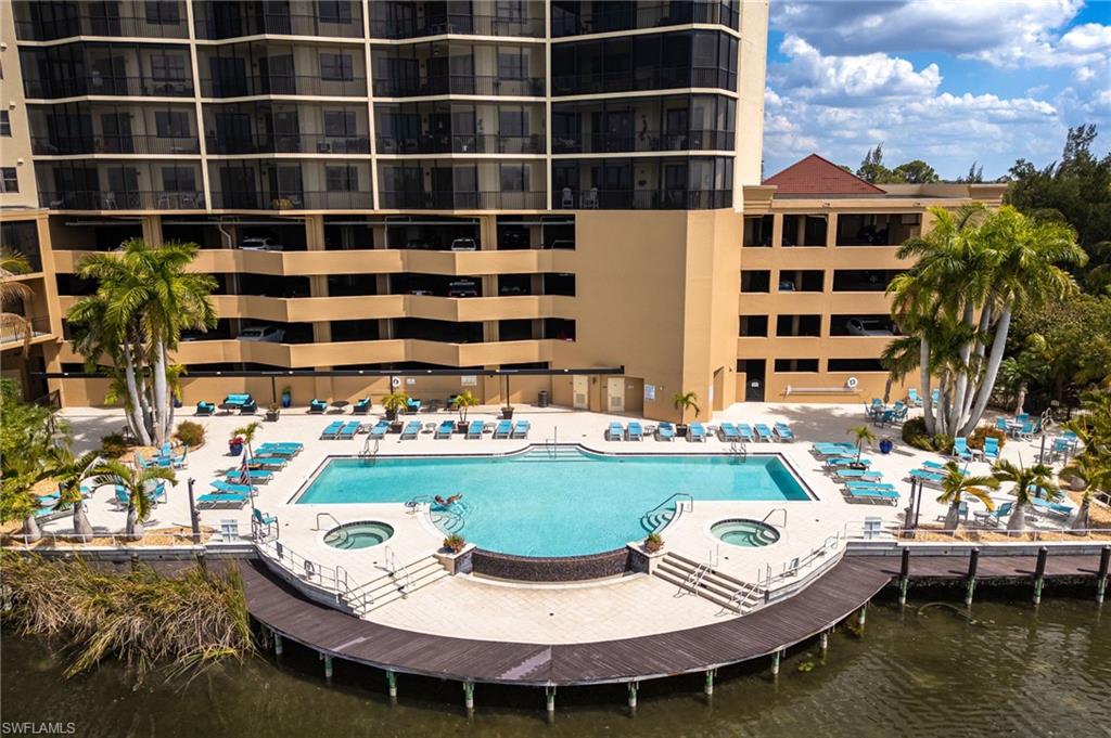 RIVA DEL LAGO - Residential