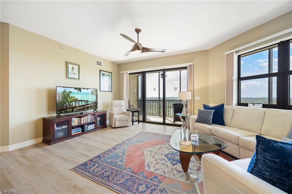 RIVA DEL LAGO - Residential