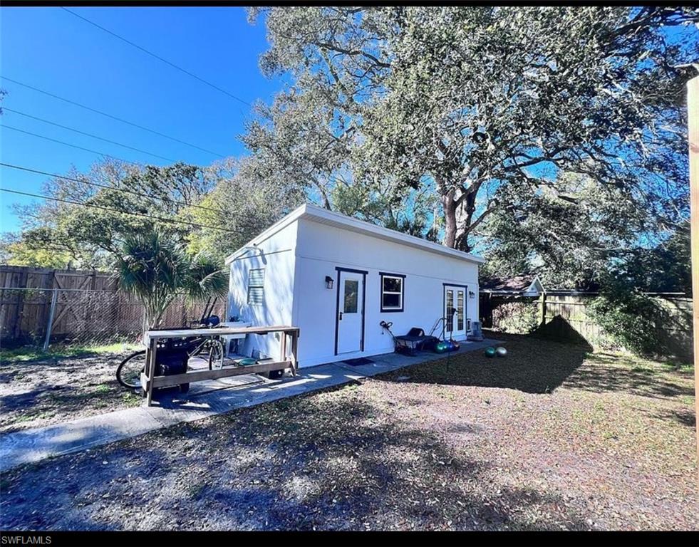 THE VILLAGE - Residential