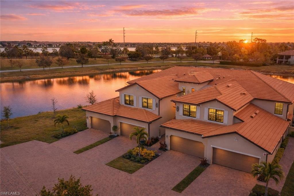 LAMORADA - Residential