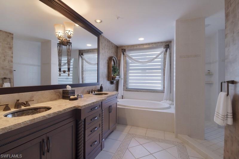 RIVIERA - Residential