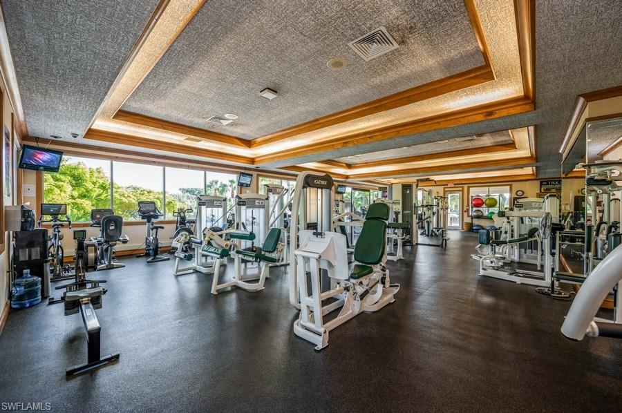 HIDEAWAY BEACH - Land