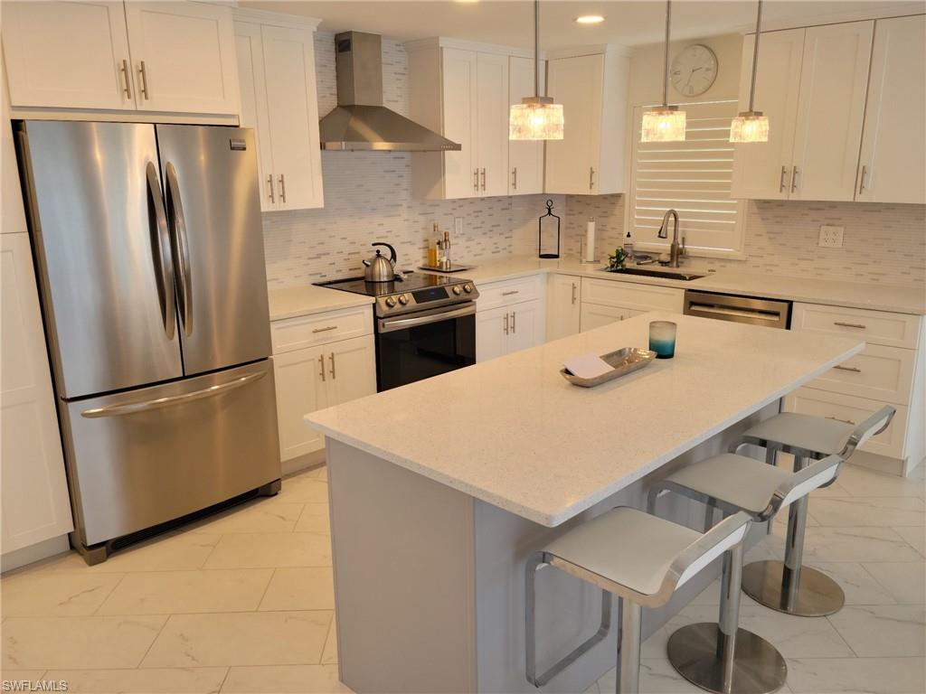 HIGHLANDS - Residential Lease