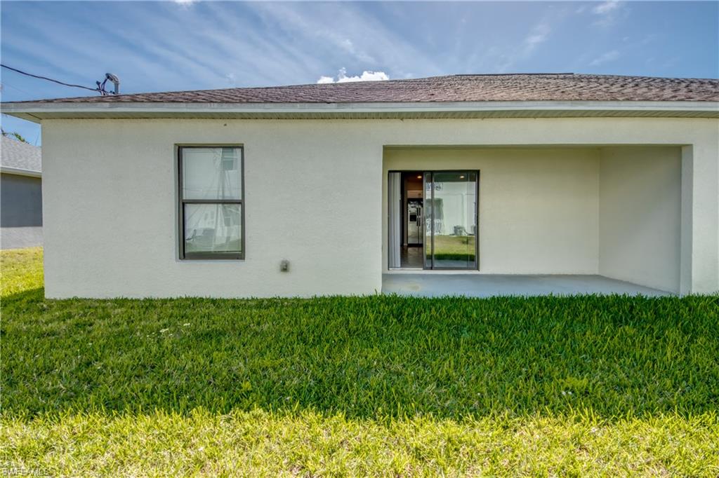 CAPE CORAL - Residential