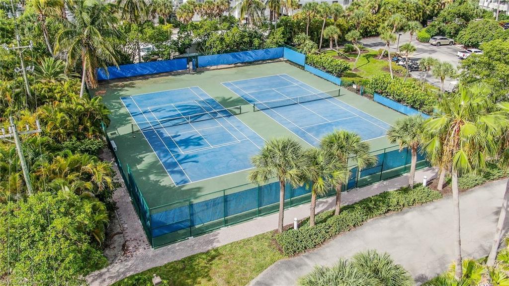 GULF BEACH VILLAS - Residential