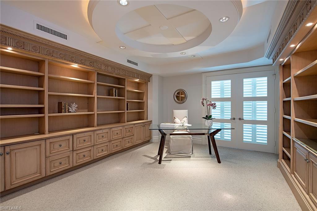 REGENT - Residential