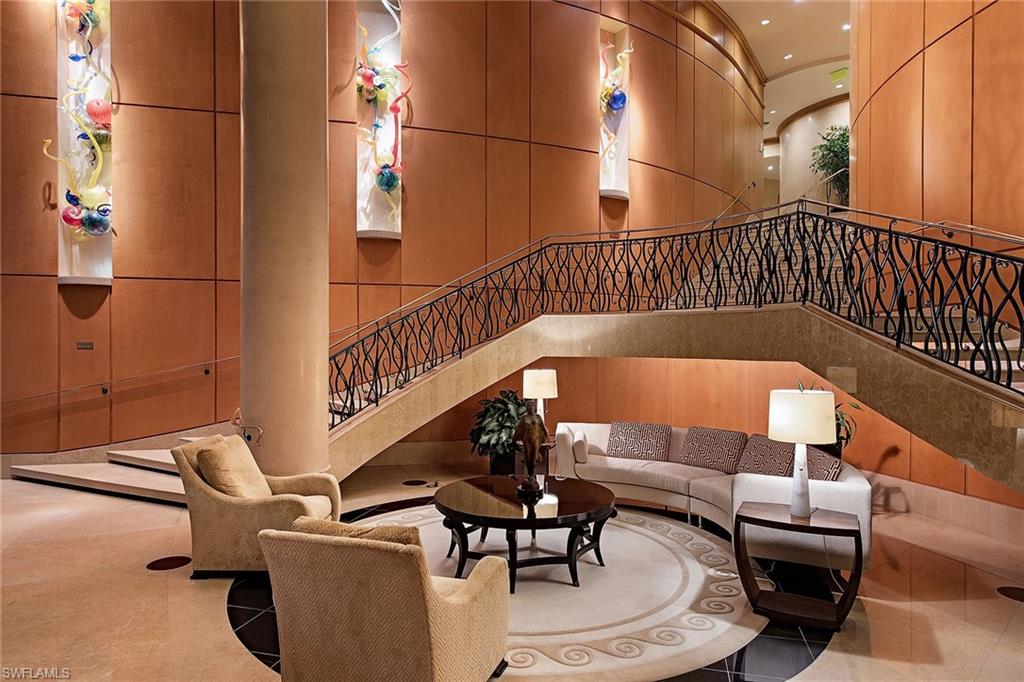 REGENT - Residential