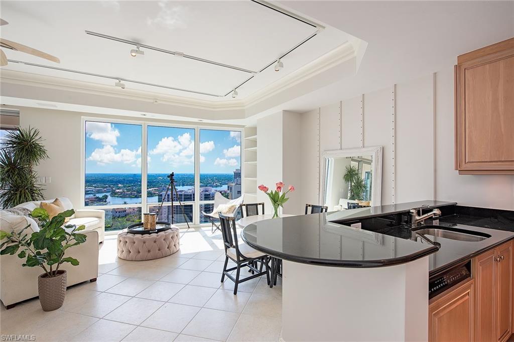 REGENT - Residential